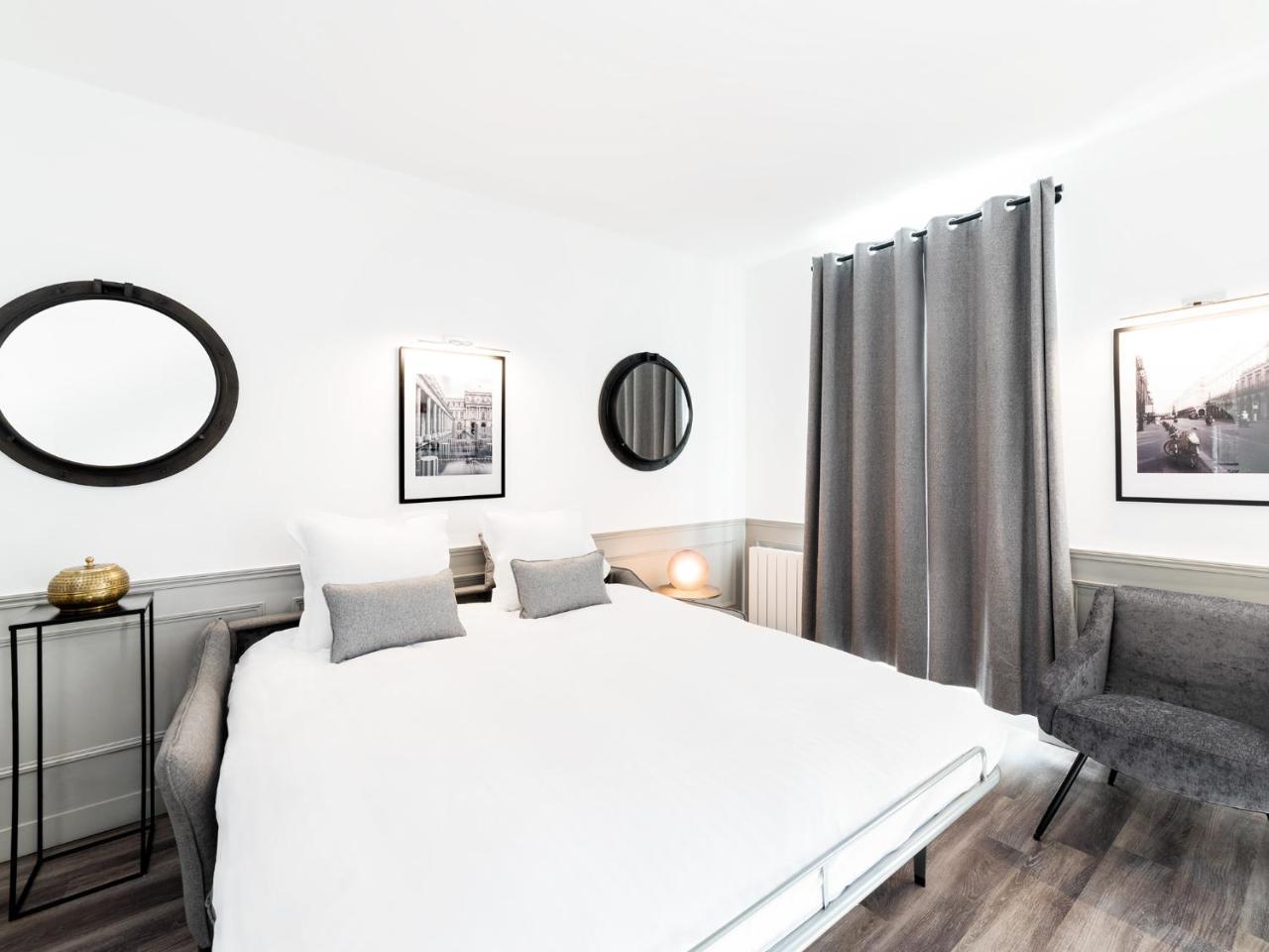 Livinparis - Luxury 3 & 4 Bedrooms Montmartre I المظهر الخارجي الصورة